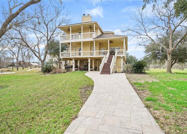 Property at 2258 County Road 506, Brazoria, TX 77422, 6 beds, 5 baths