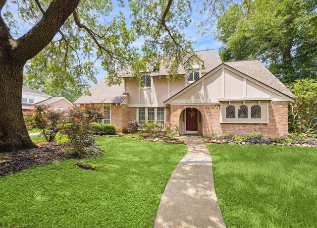 Property at 2403 River Village Dr, Kingwood, TX 77339, 6 beds, 2.5 baths