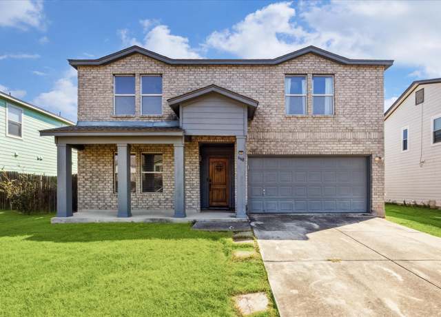 Property at 668 NW Crossing Dr, New Braunfels, TX 78130, 4 beds, 2.5 baths