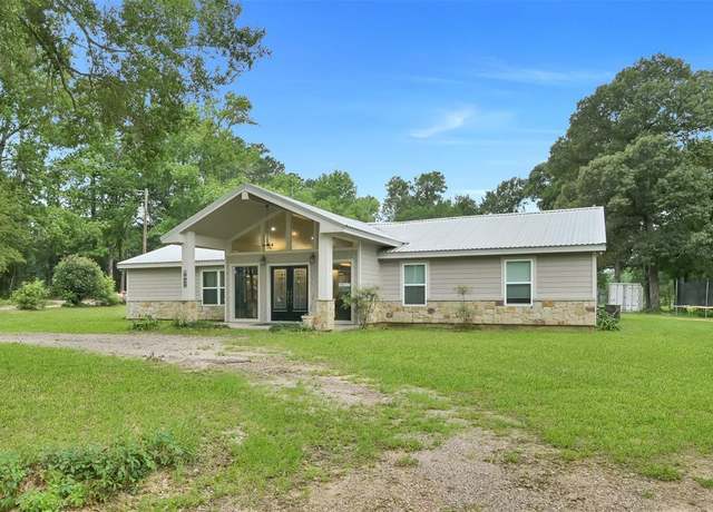 Property at 17965 Rogers Rd, New Waverly, TX 77358, 4 beds, 3 baths