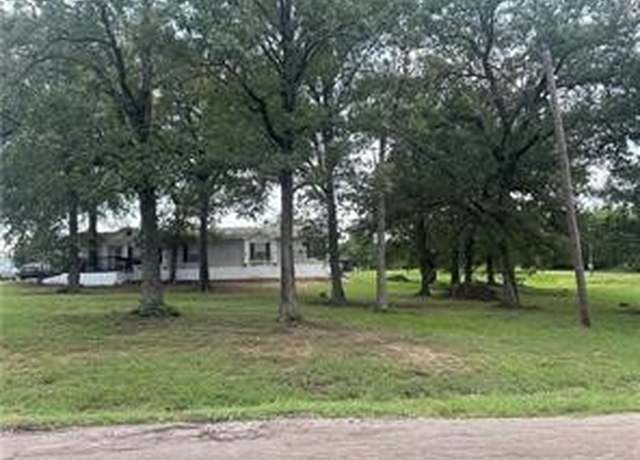 Property at 309 Lcr 894, Jewett, TX 75846, 4 beds, 2 baths