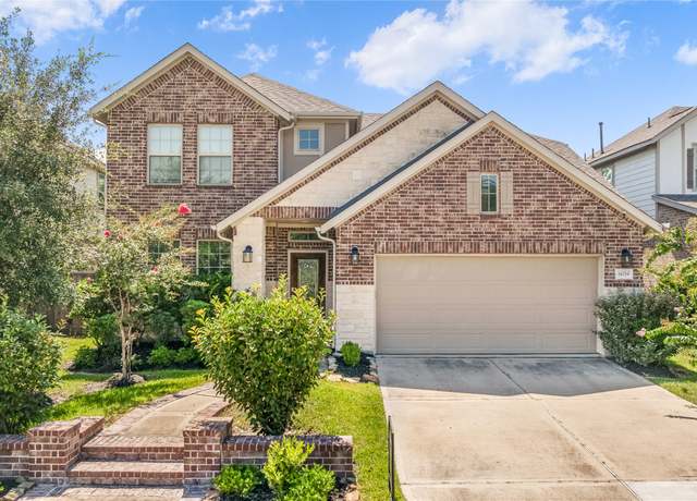 Property at 16719 Highland Country Dr, Cypress, TX 77433, 4 beds, 3 baths