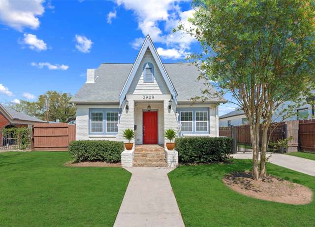 Property at 2909 Arbor St, Houston, TX 77004, 3 beds, 2 baths