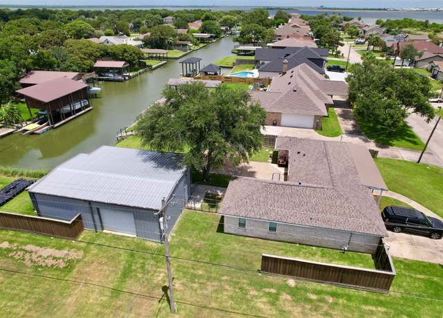 Property at 3601 17th St N, Texas City, TX 77590, 4 beds, 3 baths