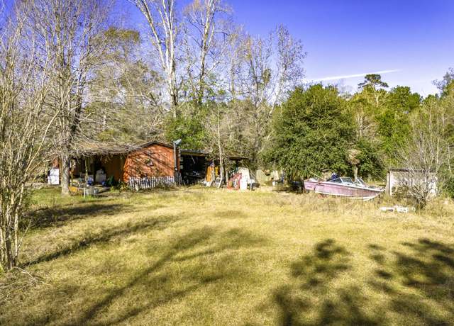 Property at 4614 Fm 2798, Livingston, TX 77351, 2 beds, 1 bath