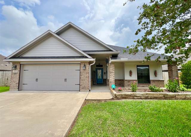 Property at 202 Rock Rose Ln, Lake Jackson, TX 77566, 3 beds, 2 baths