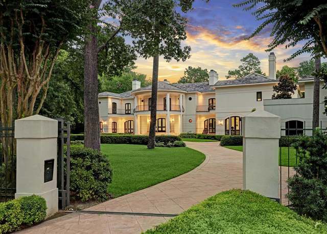 Property at 324 Buckingham Dr, Houston, TX 77024, 5 beds, 9.5 baths