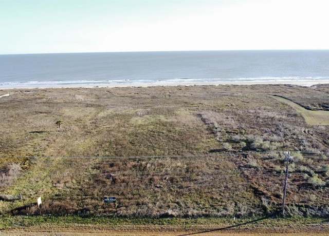 Property at 952 Steinhagen Dr, Gilchrist, TX 77617