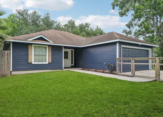 Property at 2702 Avenue H, San Leon, TX 77539, 3 beds, 2 baths