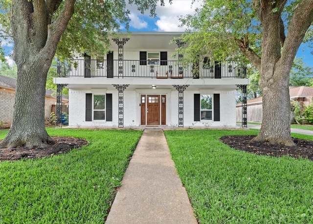 Property at 16107 Alta Mesa Dr, Houston, TX 77083, 4 beds, 2.5 baths