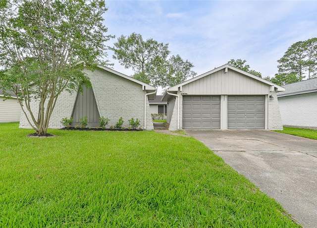 Property at 427 Dorsal Way, Crosby, TX 77532, 3 beds, 2 baths