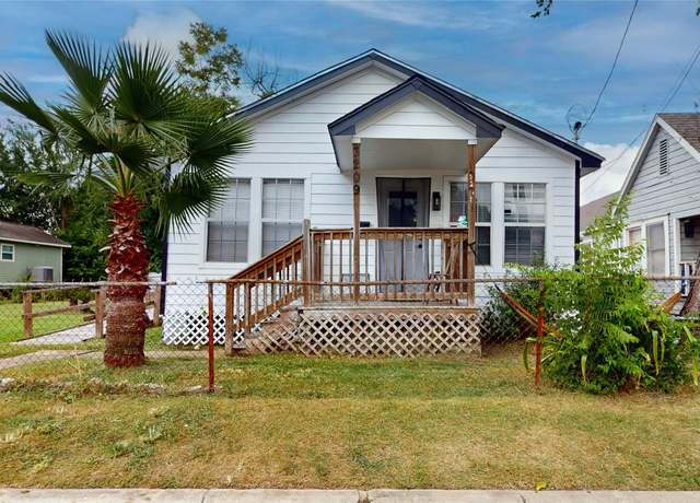 Property at 3209 Hinton Blvd Blvd, Houston, TX 77022, 3 beds, 2 baths