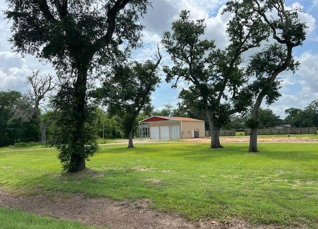 Property at 6018 County Road 802, Brazoria, TX 77422
