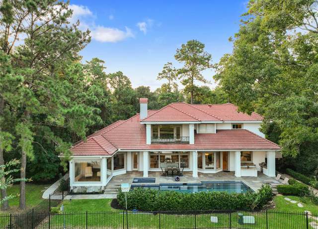 Property at 47 Summerwalk, The Woodlands, TX 77381, 4 beds, 4.5 baths
