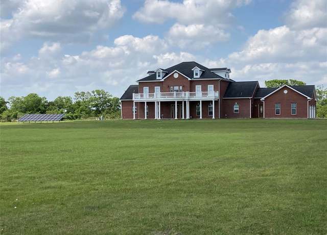 Property at 2709 Flores Bayou Bridge Rd, Angleton, TX 77515, 6 beds, 5 baths