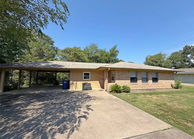 Property at 508 Rals Dr, Onalaska, TX 77360, 3 beds, 2 baths
