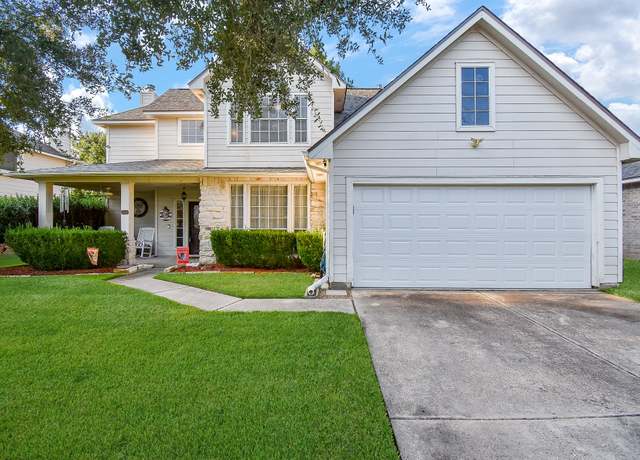 Property at 30546 Country Meadows Dr, Tomball, TX 77375, 3 beds, 2.5 baths