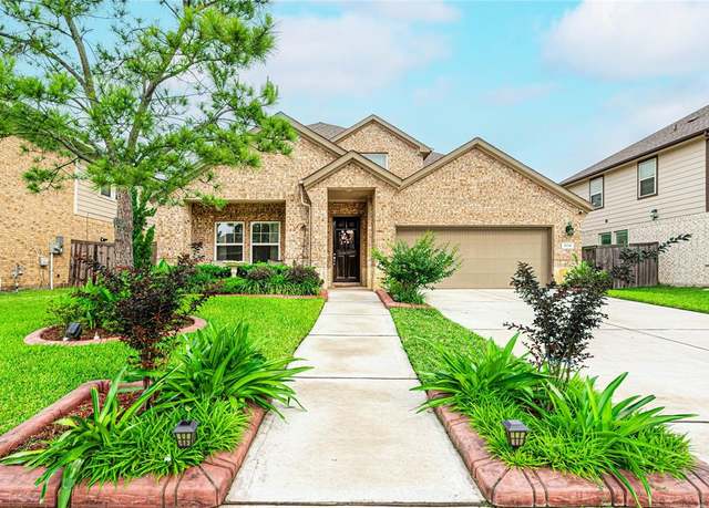 Property at 2114 Elrington Willow Ln, Houston, TX 77089, 4 beds, 2.5 baths