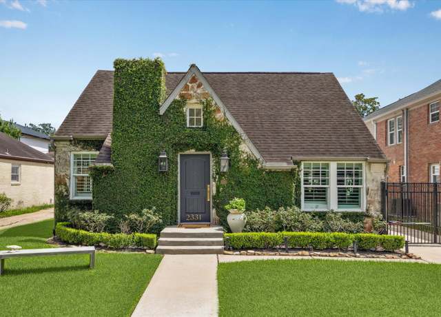 Property at 2331 Addison Rd, Houston, TX 77030, 4 beds, 4 baths