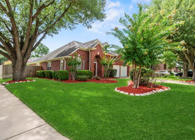 Property at 3334 Barkers Forest Ln, Houston, TX 77084, 3 beds, 2 baths