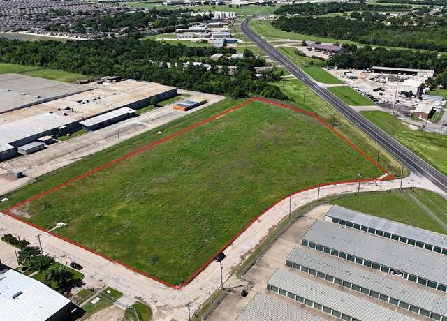 Property at 1401 Jack Mckay Blvd, Ennis, TX 75119