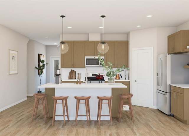 Property at 506 Monarch Trl, Huntsville, TX 77340, 4 beds, 3 baths