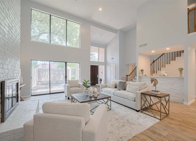 Property at 15600 Barkers Landing Rd #20, Houston, TX 77079, 3 beds, 3.5 baths