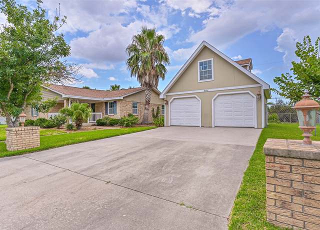 Property at 8007 Pruitt Dr, Galveston, TX 77554, 3 beds, 2 baths