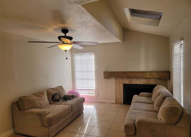 Property at 8901 S Braeswood Blvd #107, Houston, TX 77074, 2 beds, 2.5 baths
