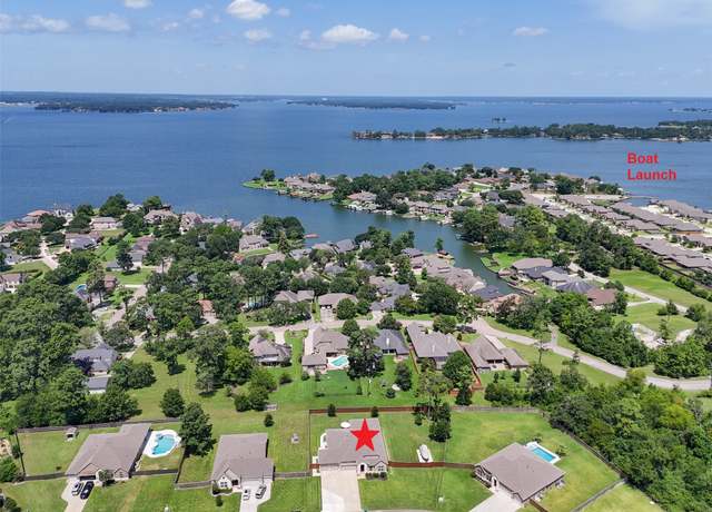 Property at 6034 Leeward Island Dr, Conroe, TX 77304, 4 beds, 3 baths