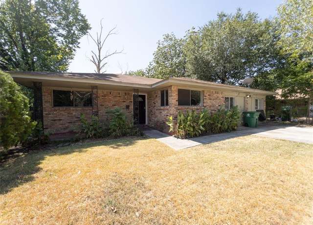 Property at 814 Eastlake St, Houston, TX 77034, 5 beds, 2 baths