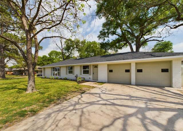 Property at 2231 Latexo Dr, Houston, TX 77018, 3 beds, 2 baths