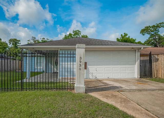 Property at 3930 Daphne St, Houston, TX 77021, 3 beds, 2 baths