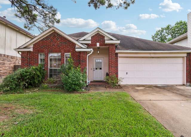 Property at 17006 Dusty Mill Dr E, Sugar Land, TX 77498, 3 beds, 2 baths