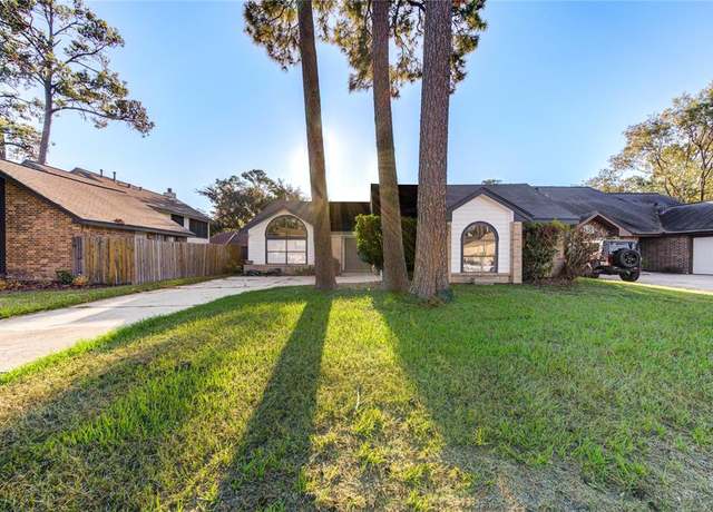 Property at 17810 Springtree Dr, Humble, TX 77396, 3 beds, 2 baths
