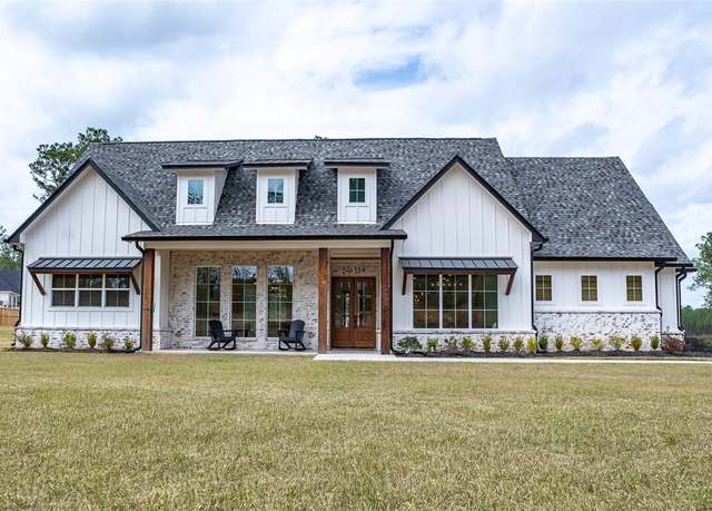 Property at 124 Rayburn Reserve Dr, Brookeland, TX 75931, 4 beds, 3.5 baths