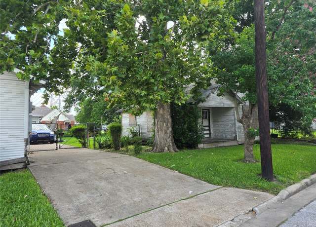 Property at 1601 Malvern St, Houston, TX 77009, 3 beds, 1.5 baths