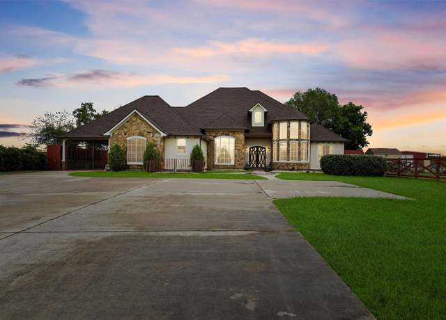 Property at 4219 Danek Rd, Crosby, TX 77532, 5 beds, 5.5 baths