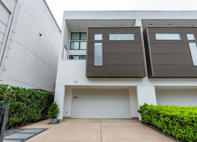 Property at 716 Birdsall St, Houston, TX 77007, 3 beds, 2.5 baths
