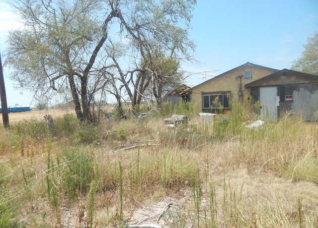 Property at 800 8th St, Lockney, TX 79241, 3 beds, 1 bath