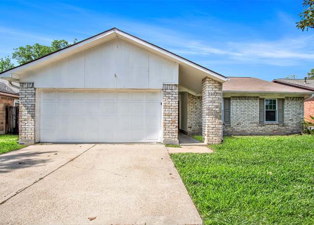 Property at 3622 Pine Ridge Ln, Houston, TX 77088, 3 beds, 2 baths