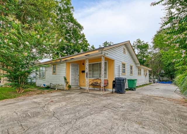 Property at 508 Neyland St, Houston, TX 77022, 3 beds, 2 baths
