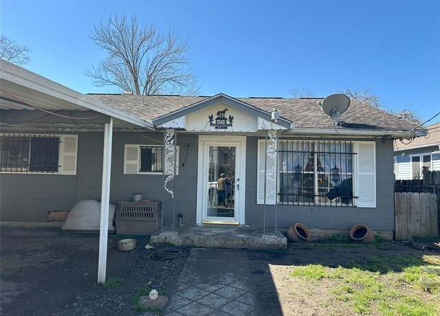 Property at 4924 Park Dr, Houston, TX 77023, 2 beds, 1 bath