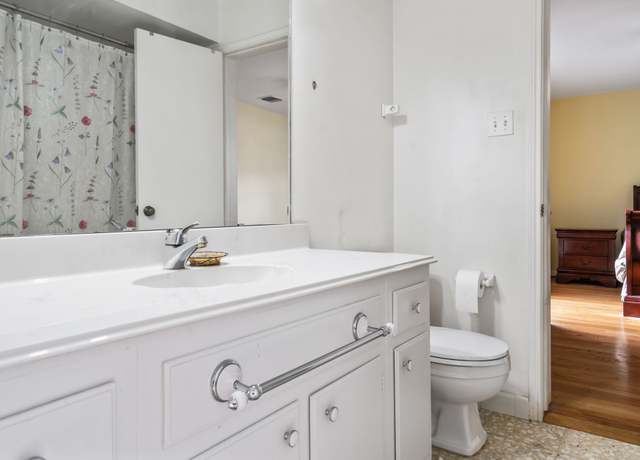 Property at 2731 Manila Ln, Houston, TX 77043, 5 beds, 3.5 baths