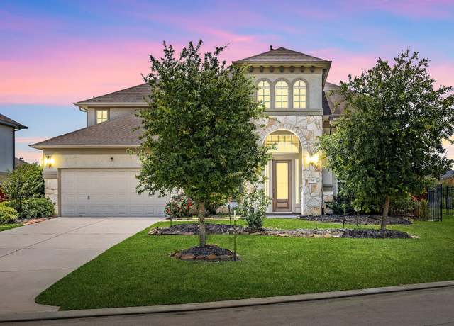 Property at 35 Winter Thicket Pl, Tomball, TX 77375, 5 beds, 4.5 baths