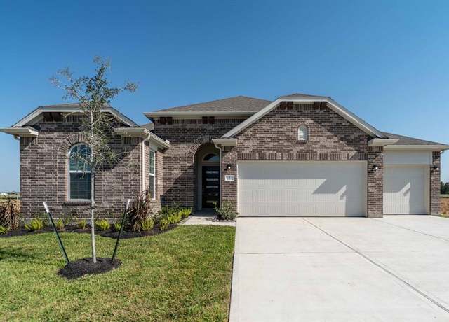 Property at 633 Canadian Trl, Dayton, TX 77535, 3 beds, 2.5 baths