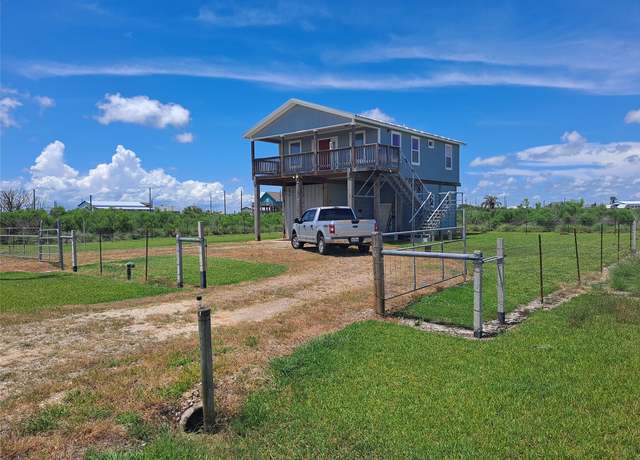 Property at 1505 Marlin Dr, Sargent, TX 77414, 2 beds, 1 bath