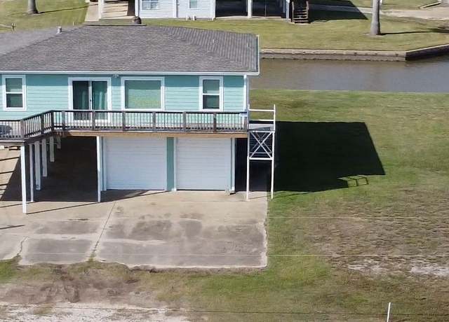 Property at 1118 County Road 204, Sargent, TX 77414, 3 beds, 2.5 baths