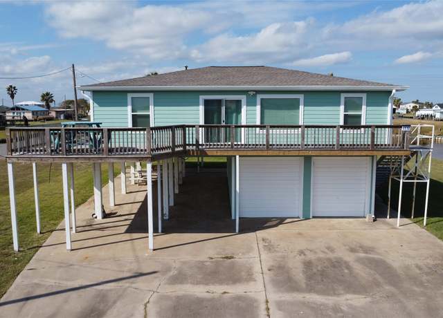 Property at 1118 County Road 204, Sargent, TX 77414, 3 beds, 2.5 baths