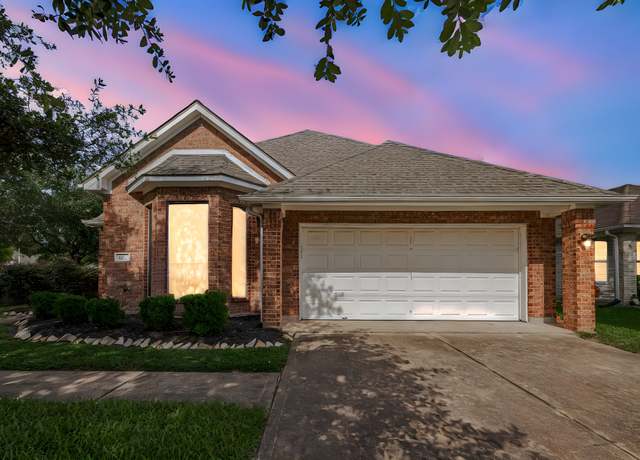 Property at 4903 Sea Oak Ct, Pasadena, TX 77505, 3 beds, 2.5 baths
